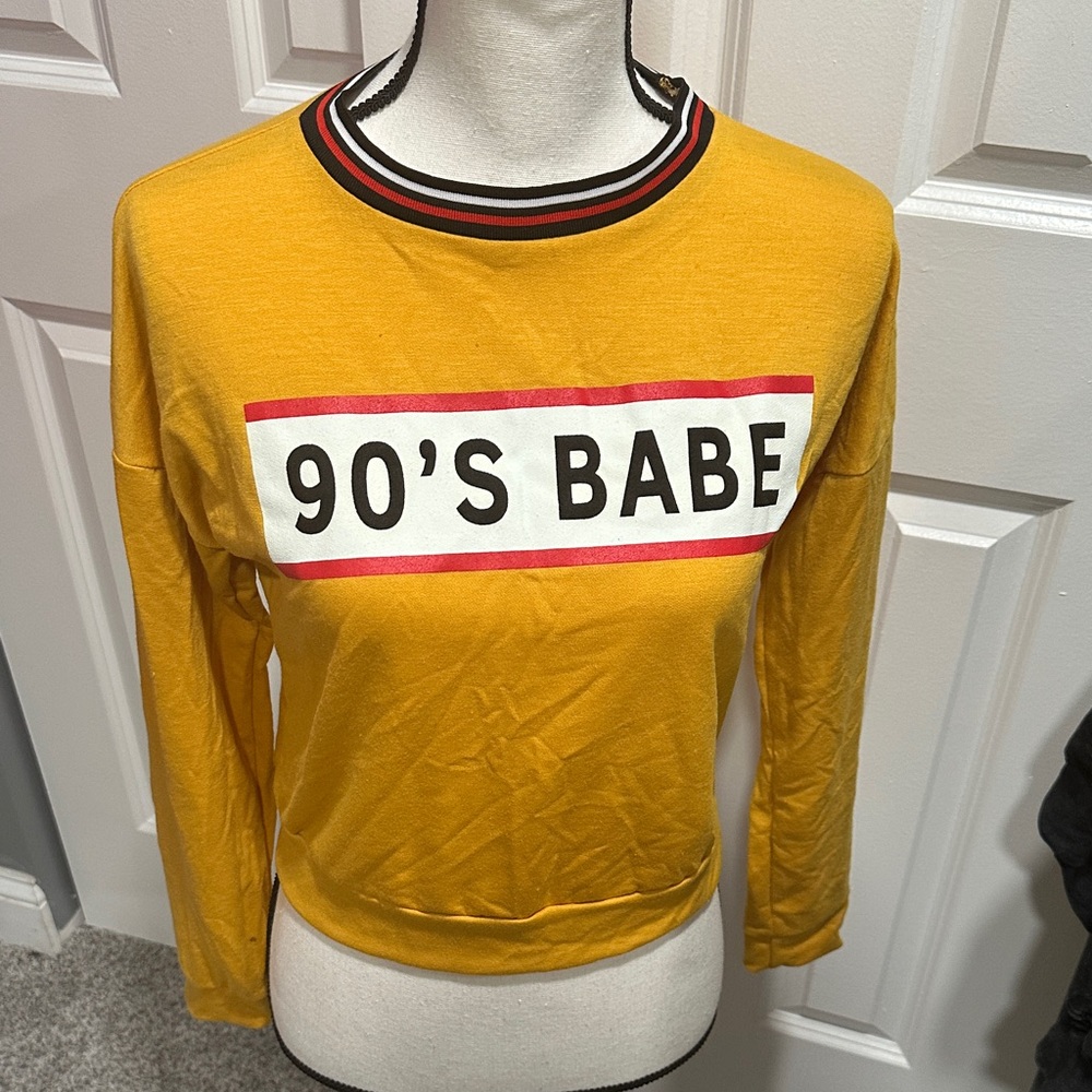 Yellow '90s Babe Graphic Sweatshirt